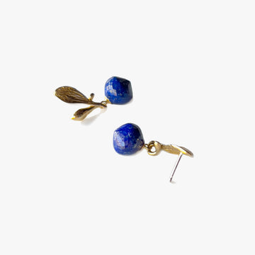 Ripe Lapis Dangle Earrings - Yellow Bronze | Kirsten Muenster Jewelry